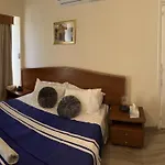 Venetian Walls דירה
