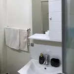 Venetian Walls דירה